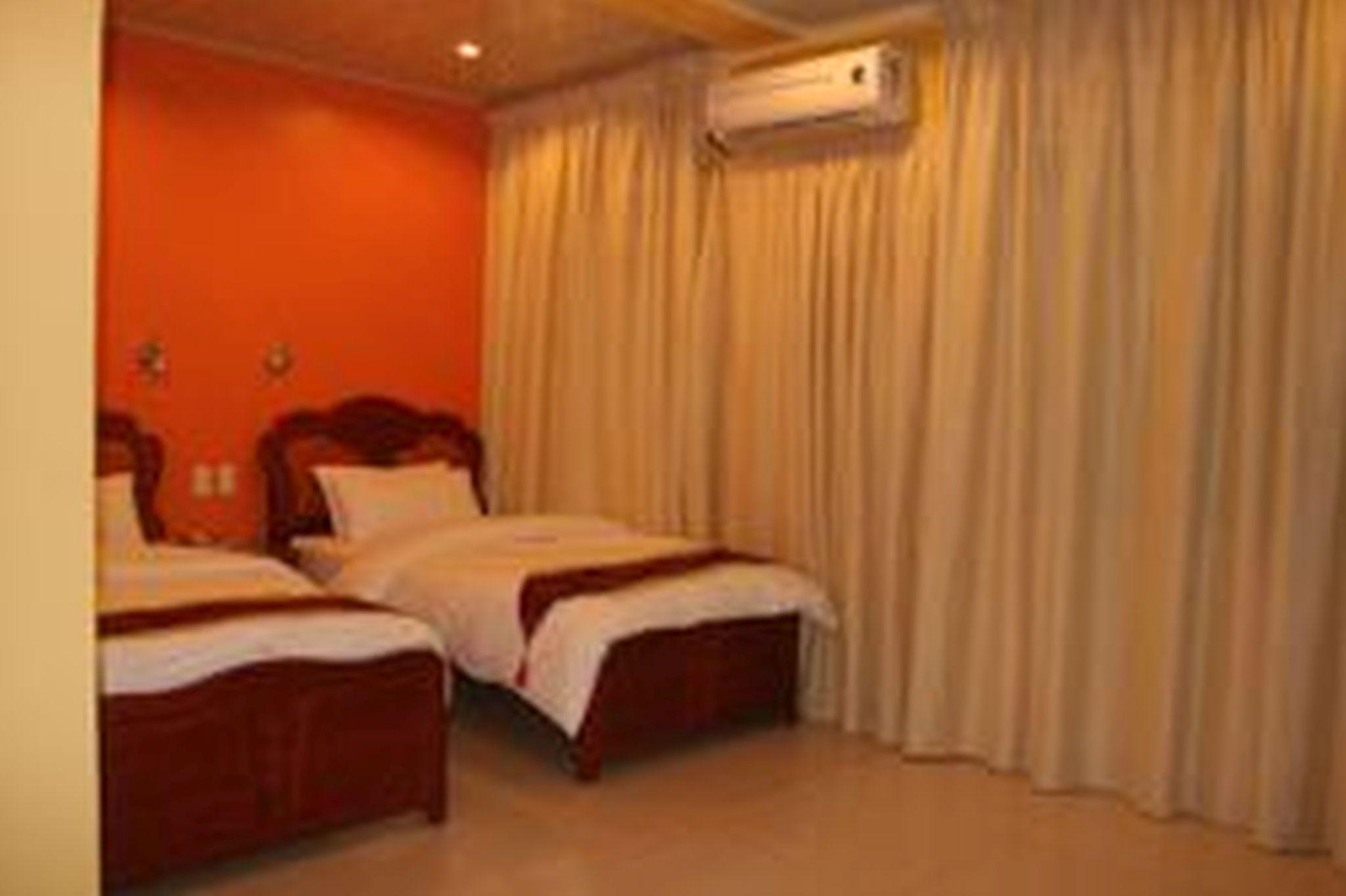 A&A Plaza Hotel Puerto Princesa Ngoại thất bức ảnh