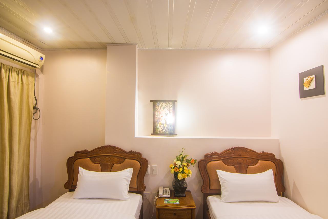 A&A Plaza Hotel Puerto Princesa Ngoại thất bức ảnh